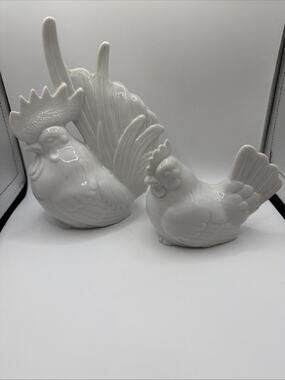 Vintage White Porcelain Hen and Rooster Beautiful Fanned Tail Made in Japan 8"in